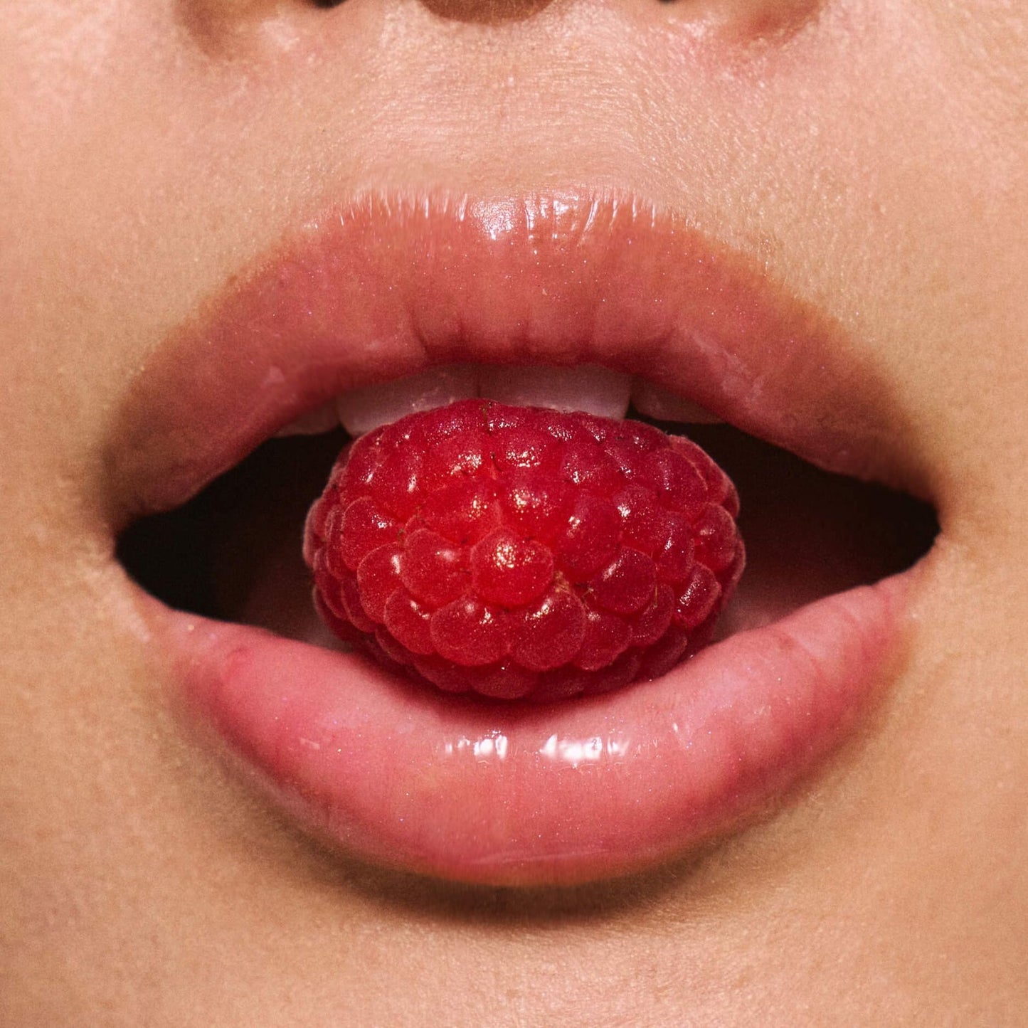 Lalicious Hydrating Butter Gloss - Berry Bomb SPF 30